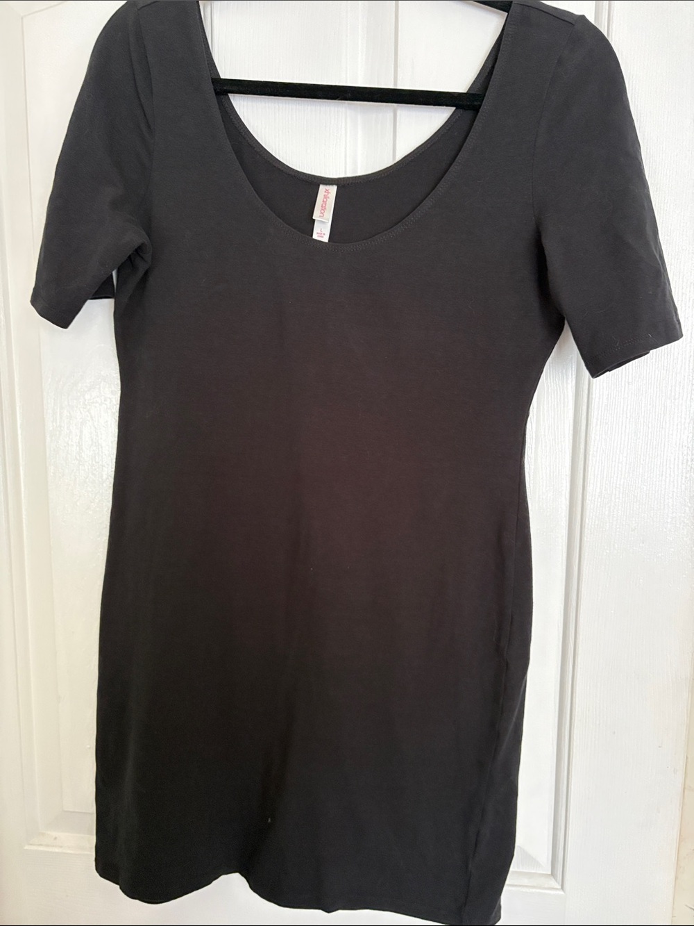Xhilaration Black Short Sleeve Scoop Neck Tee Dress